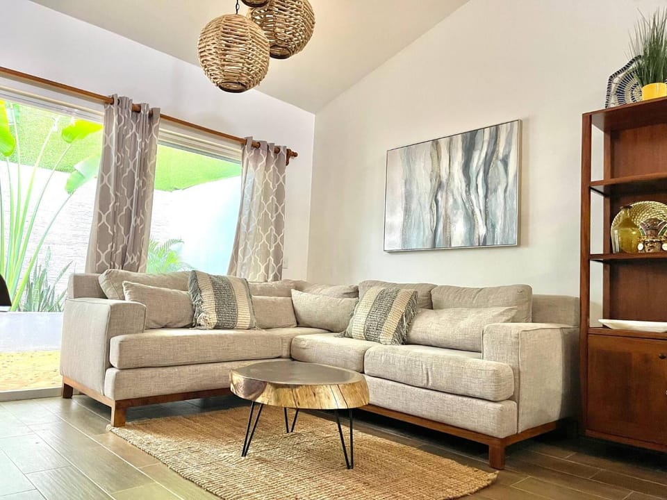 Living room, Decorative detail, Seating area