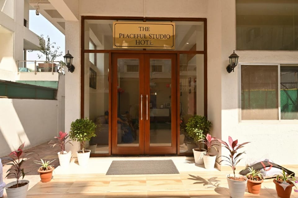Facade/entrance, Lobby or reception