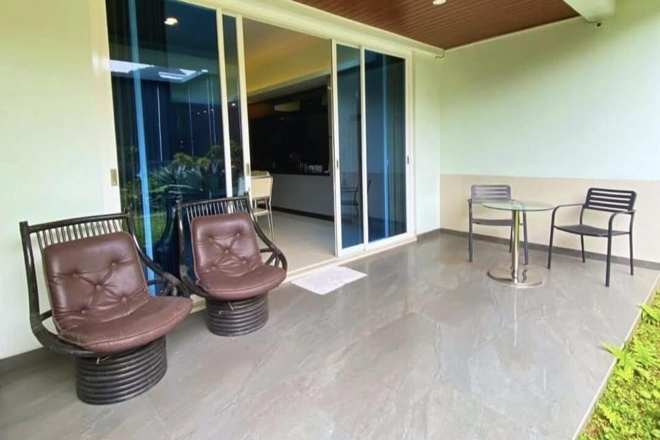 Balcony/Terrace, Seating area
