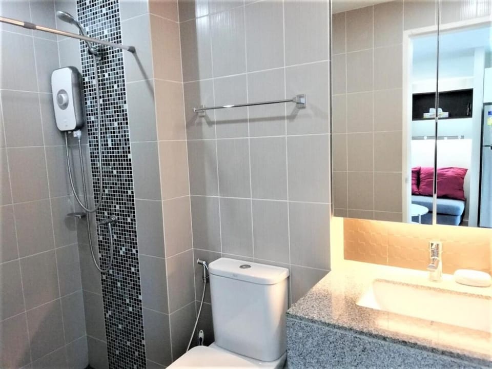 A Fully Furnished Condo in the Phuket Center Apartment in Kathu