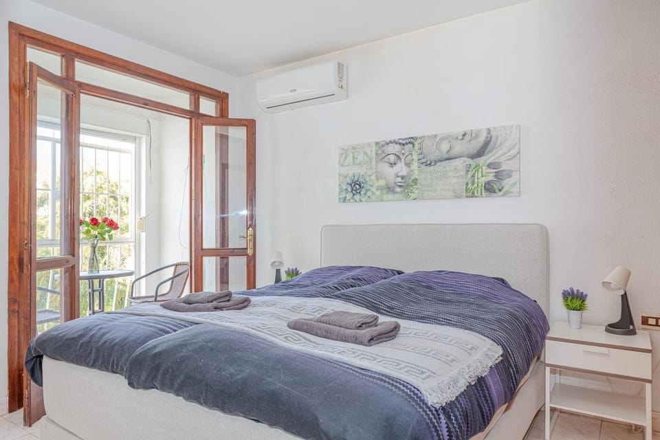 Living room, Bedroom