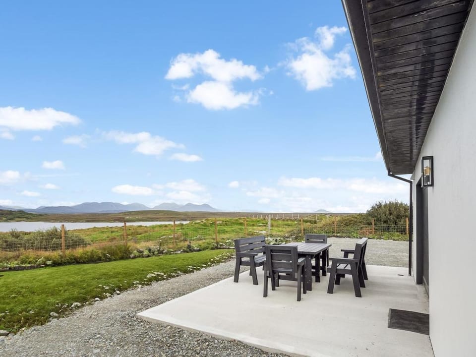 Lakeview House House in County Galway