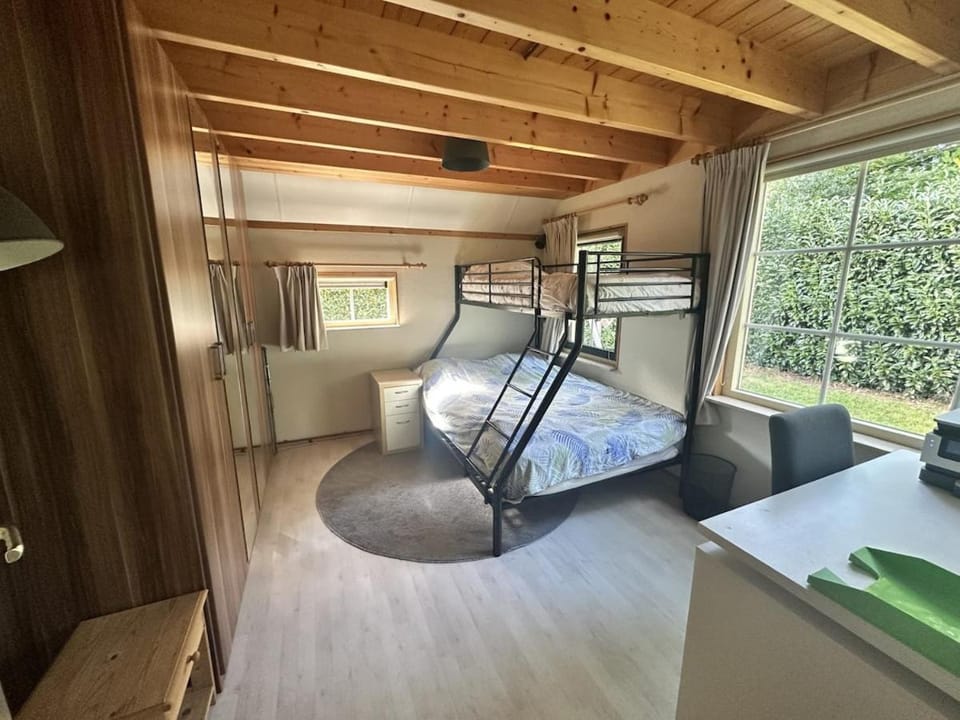 Photo of the whole room, bunk bed