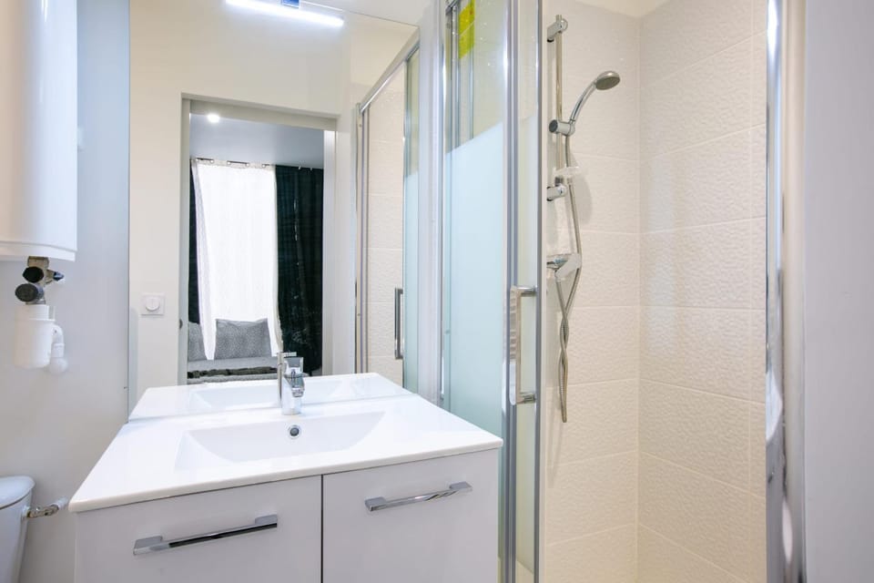 Le Pied-à-Terre - Wifi - Centre-ville Apartment in Laval