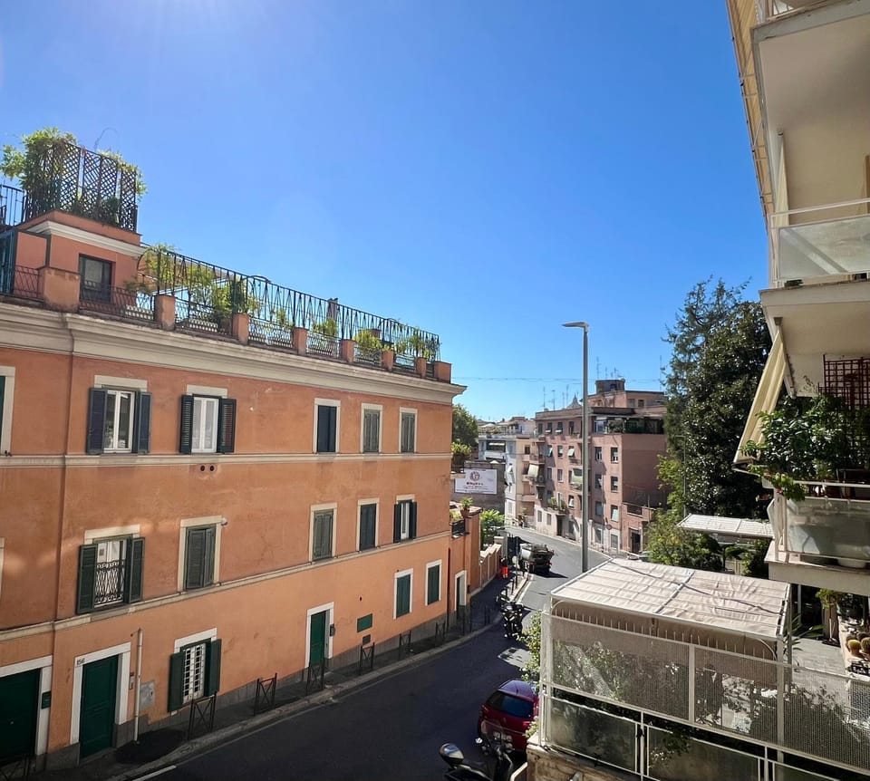 Day, View (from property/room), Balcony/Terrace, Street view