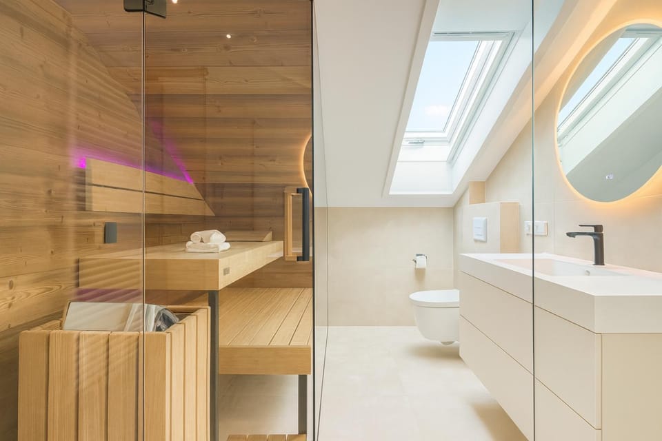 Shower, Toilet, Sauna, Bathroom, towels
