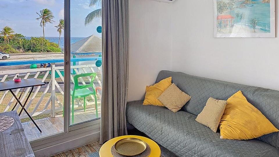 Vue Mer & Marie Galante- Appartement Premium rénové - Le Magnéa Apartment in Grande-Terre, Guadeloupe