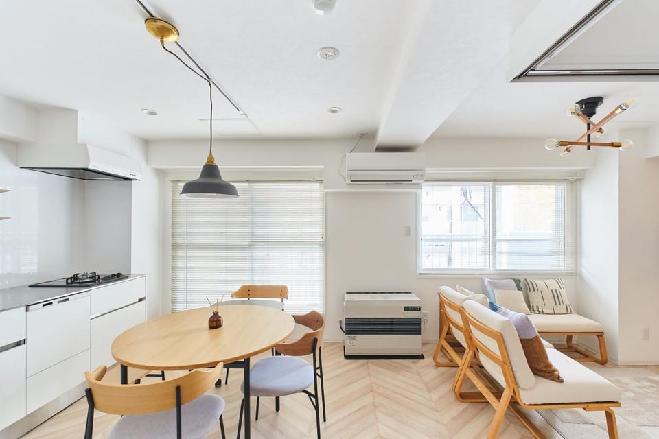 Kitchen or kitchenette, Living room, Dining area