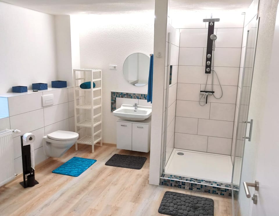 Shower, Toilet, Bathroom