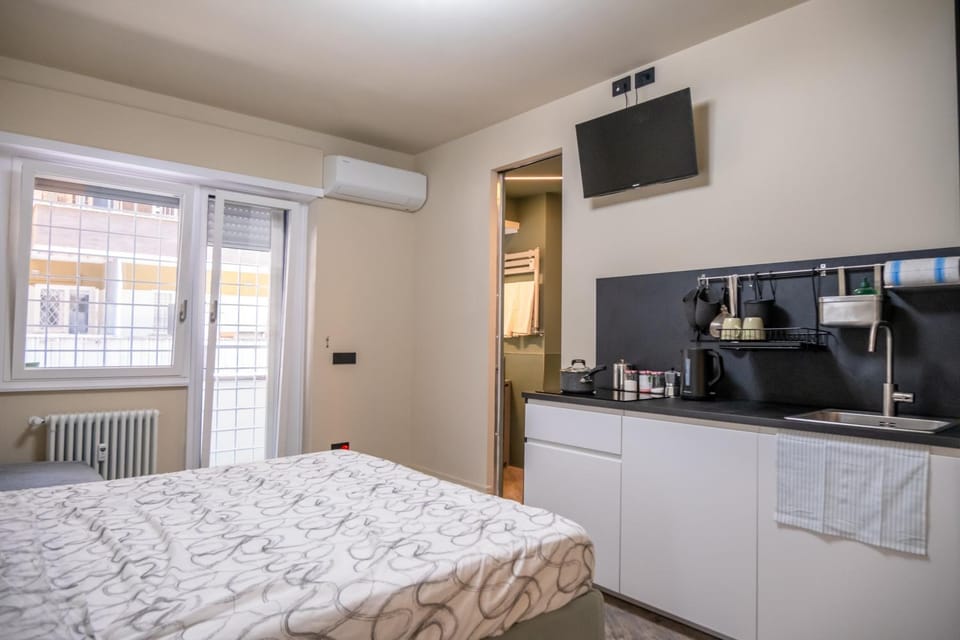 zampieri house camera verde Vacation rental in Rome
