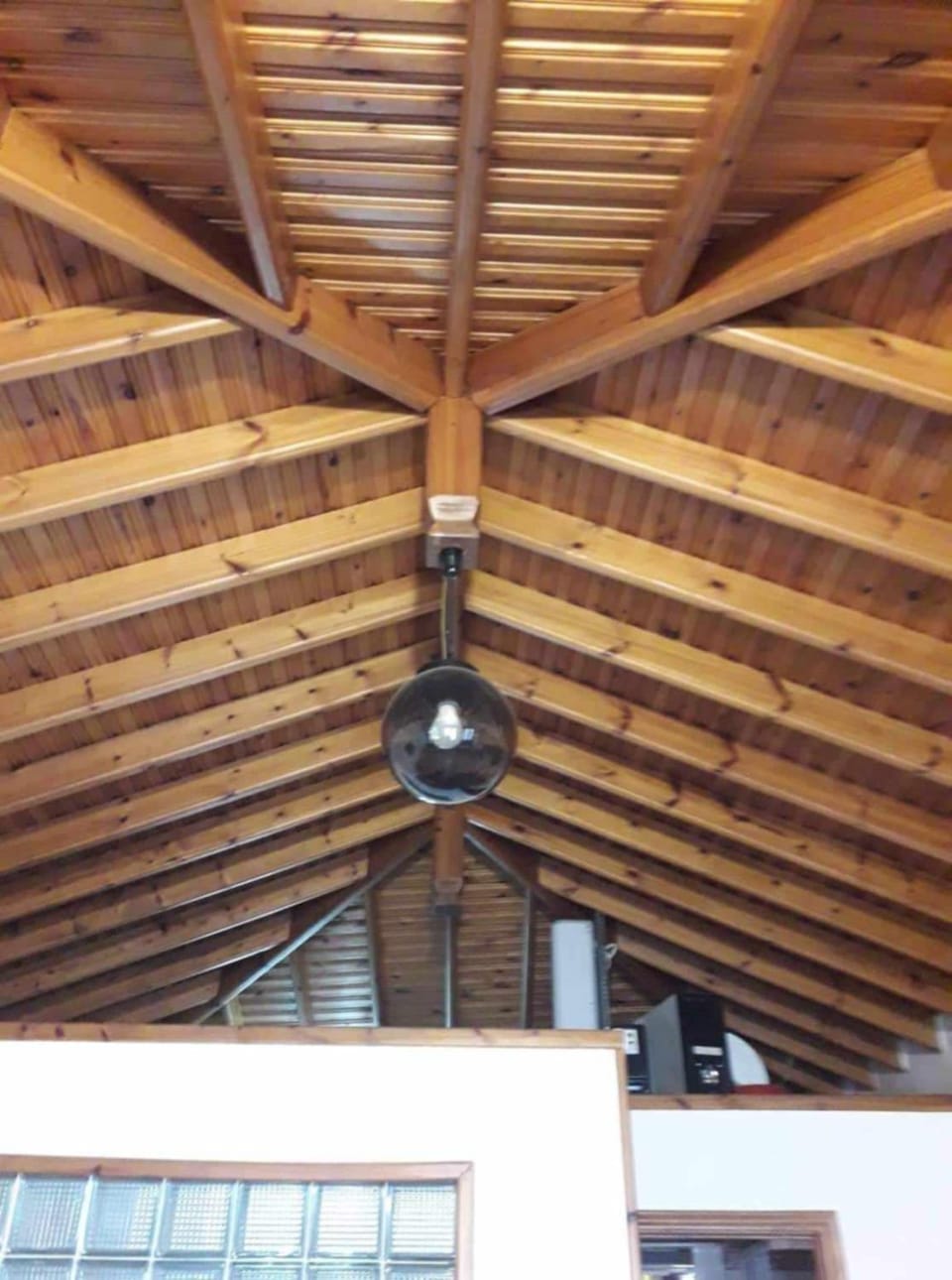 Πέτρινο σπίτι στη πλατεία House in İzmir Province