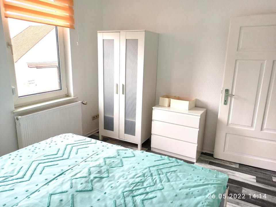 Bed, Photo of the whole room, Bedroom, wardrobe