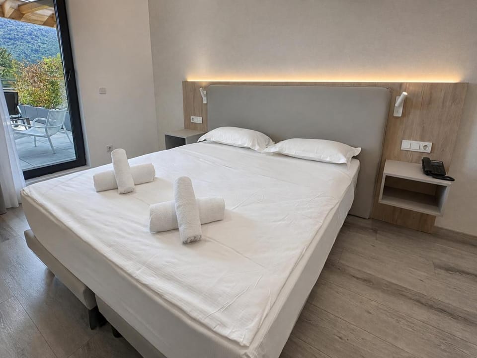 Lake & More Suite Hotel Hotel in Province of Brescia