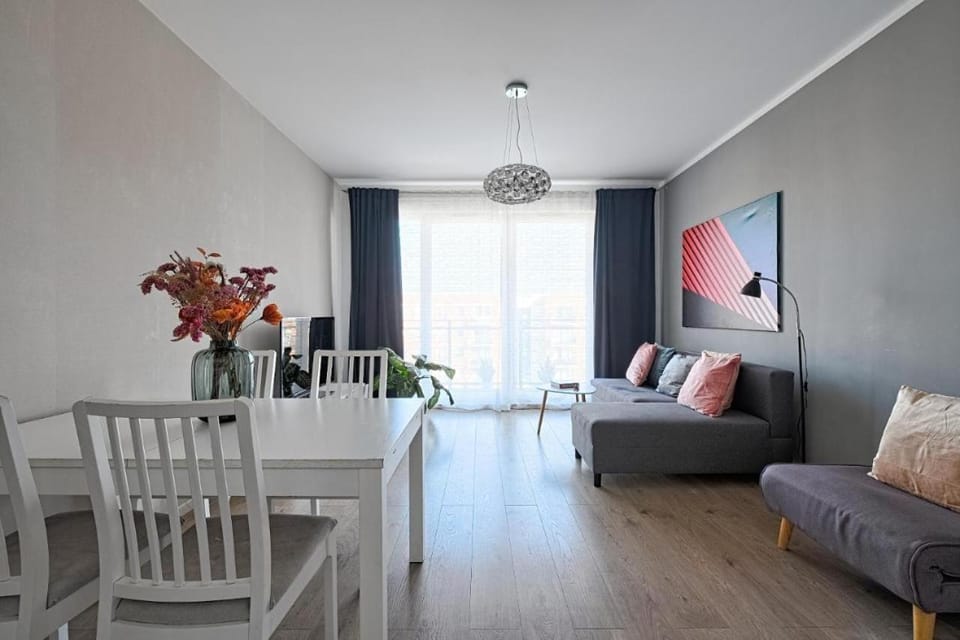 TV and multimedia, Living room, Dining area