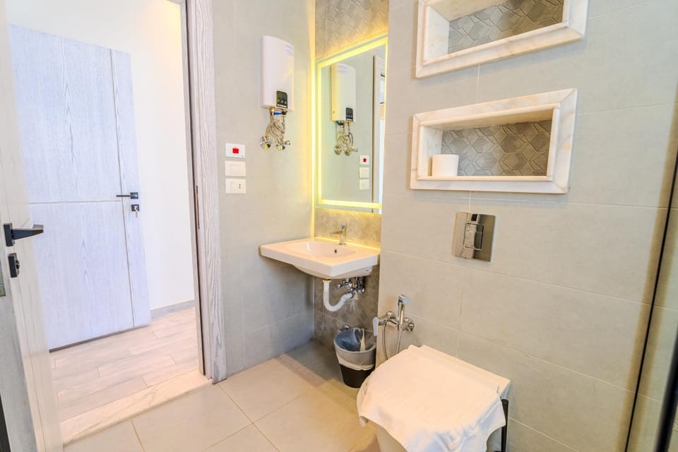 Toilet, Bathroom