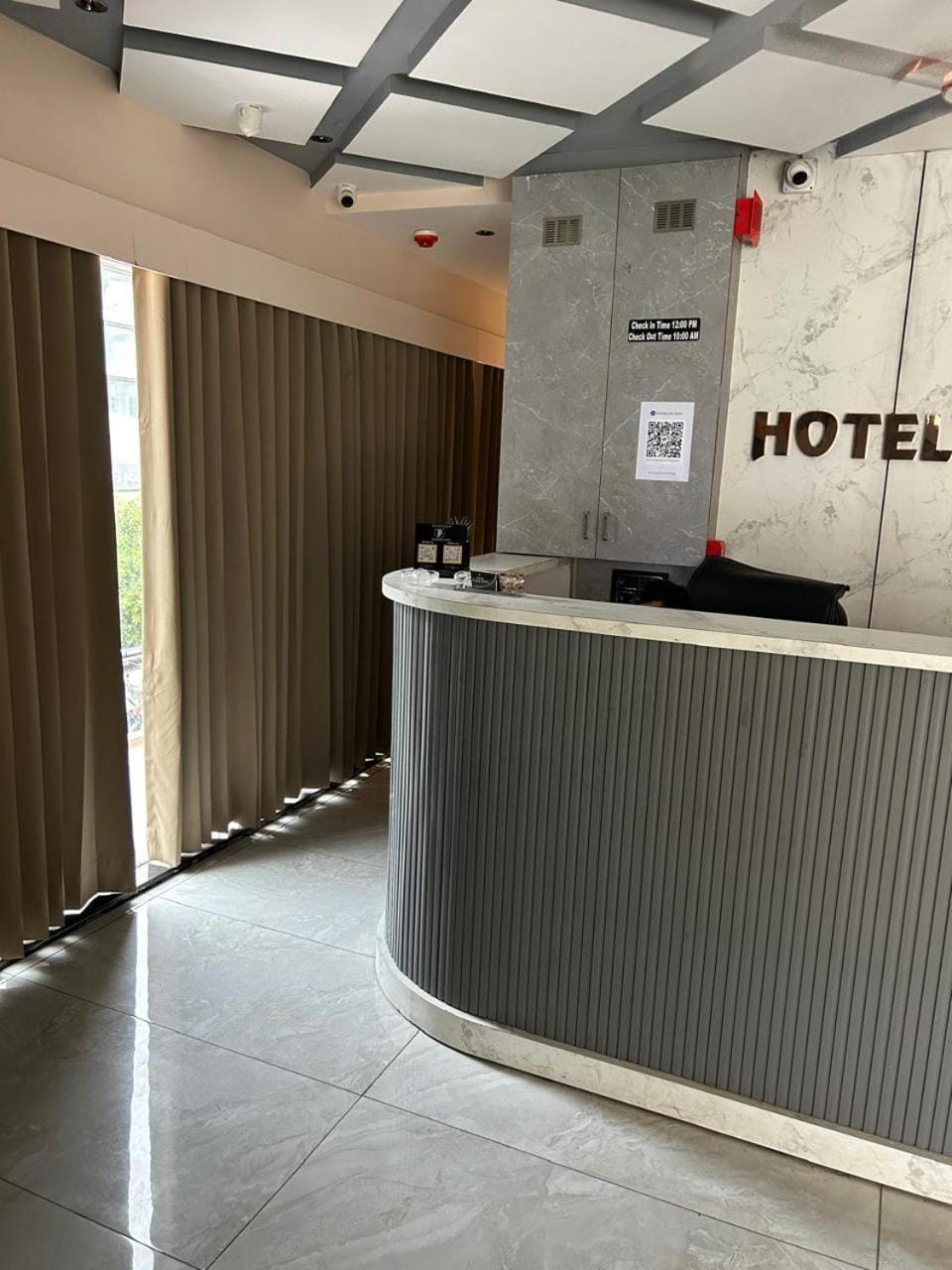 Hotel Pulse Hotel in Ahmedabad