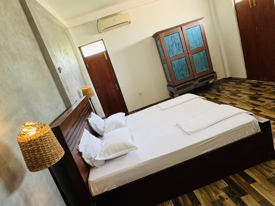 The La Nature Villa Bed and Breakfast in Wadduwa