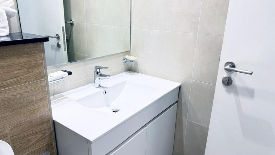 Perfect Studio Stay Near Airport and Theme Park Apartment in Abu Dhabi