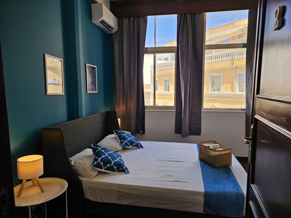 Blife Portugalya - private rooms at Santantonya 2nd floor Vacation rental in Faro