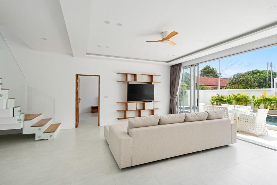 Property building, Communal lounge/ TV room