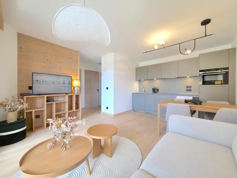 T2 d'exception avec piscine et SPA - Parking privé Apartment in Huez