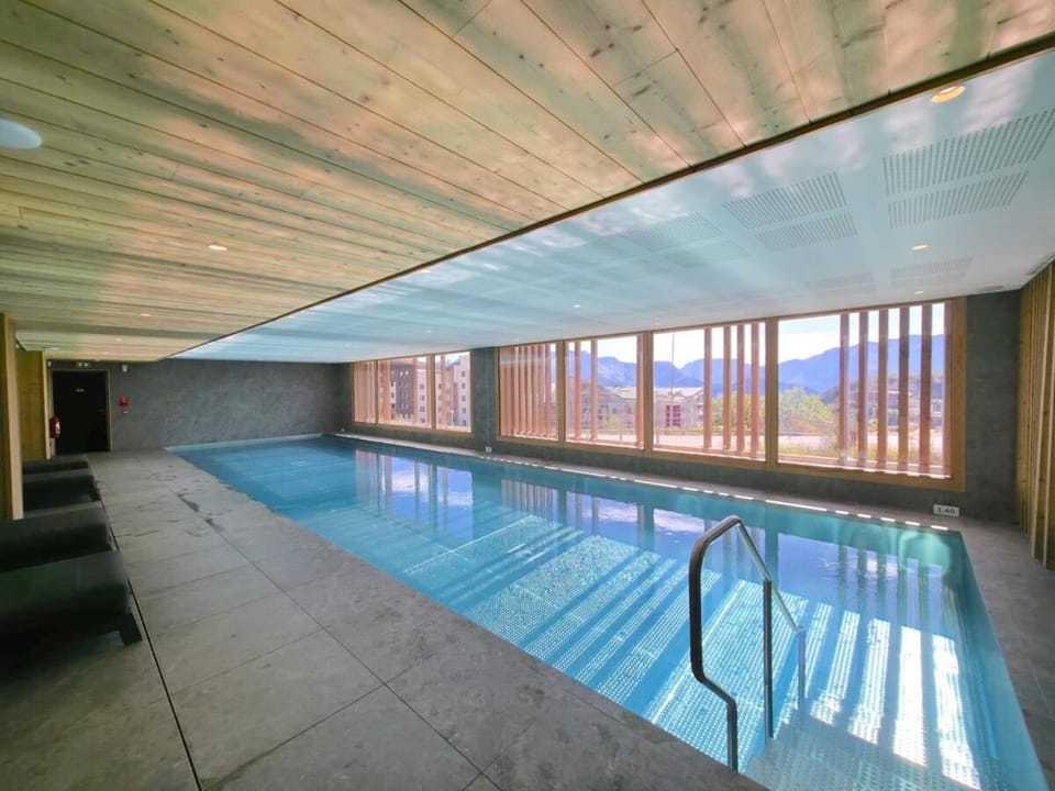 T2 d'exception avec piscine et SPA - Parking privé Apartment in Huez