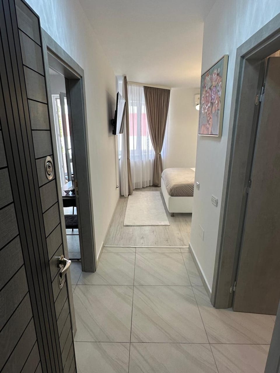 TanDream Studio Apartment in Romania