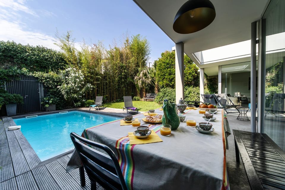 Day, Garden, Balcony/Terrace, Dining area, Garden view, Swimming pool, sunbed