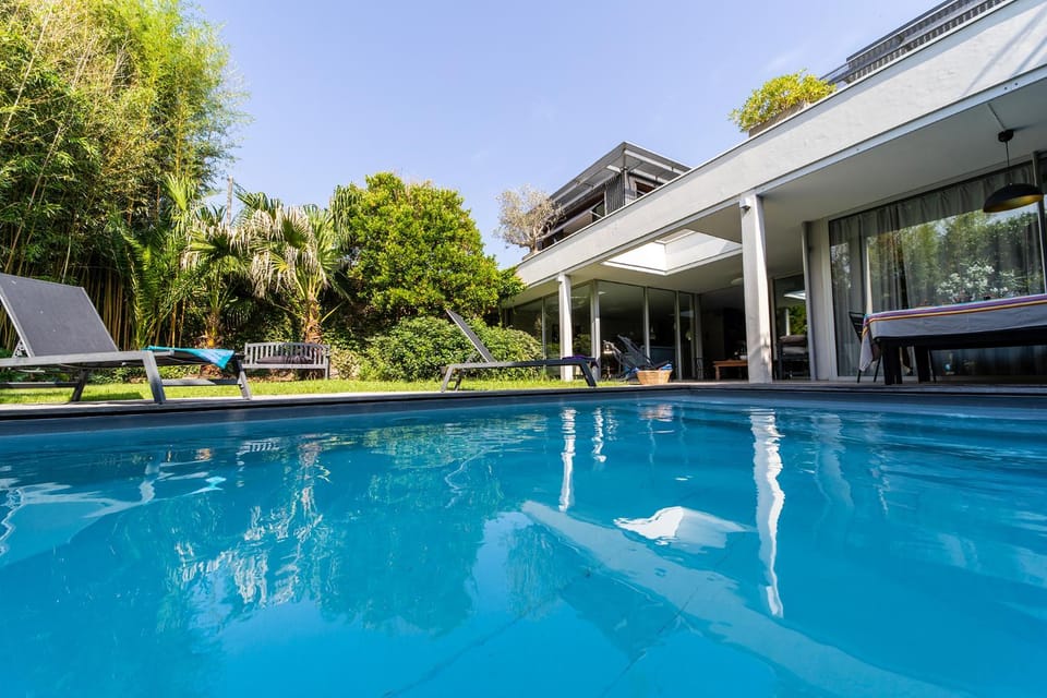 Garden, Swimming pool, sunbed