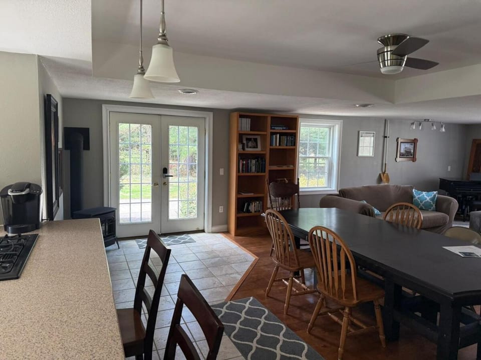 Old Orchard Kirtland, Ohio Apartment in Willoughby