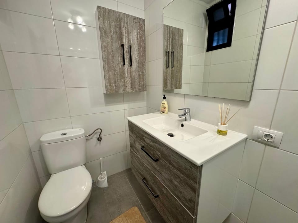 Toilet, Bathroom