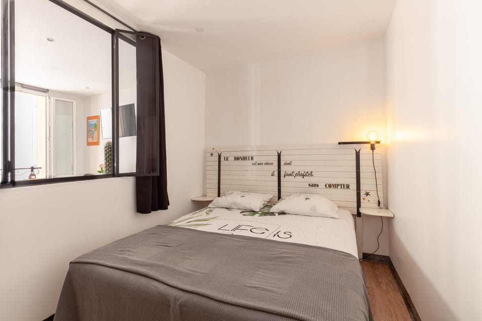 Living room, Bedroom