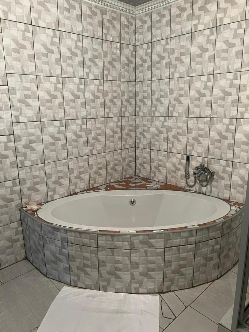 Bathroom, Bath