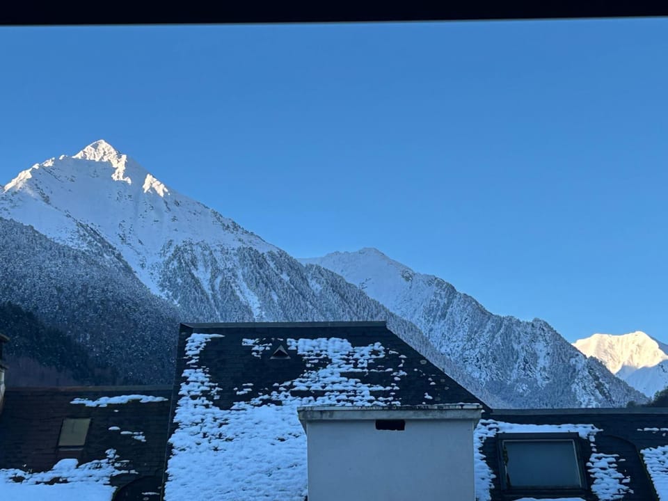 T5 DUPLEX NEUF 5 DIAMANTS PLEIN CENTRE VILLE 10 personnes Apartment in Saint-Lary-Soulan