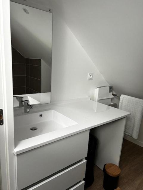 T5 DUPLEX NEUF 5 DIAMANTS PLEIN CENTRE VILLE 10 personnes Apartment in Saint-Lary-Soulan