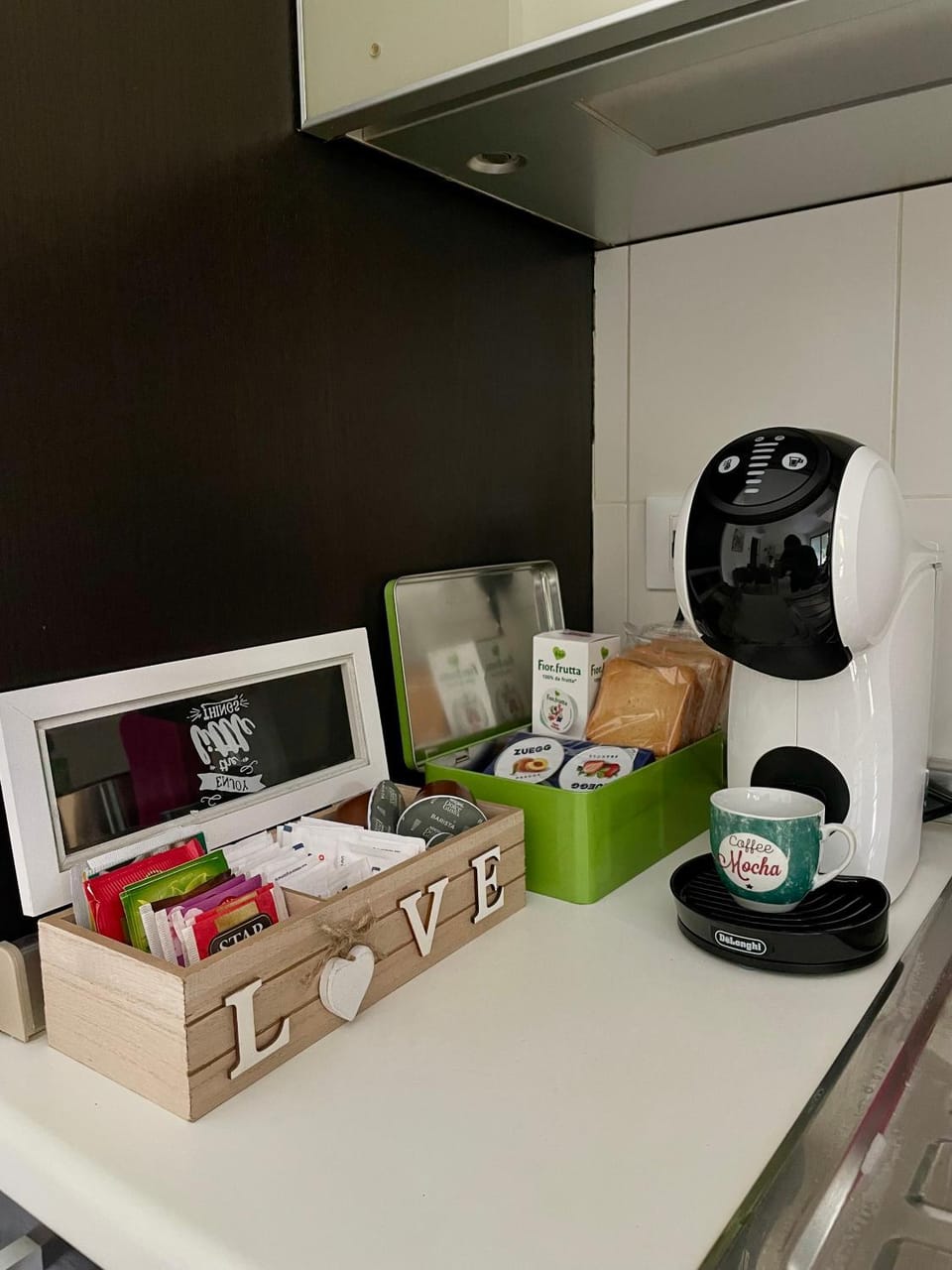 Coffee/tea facilities, minibar