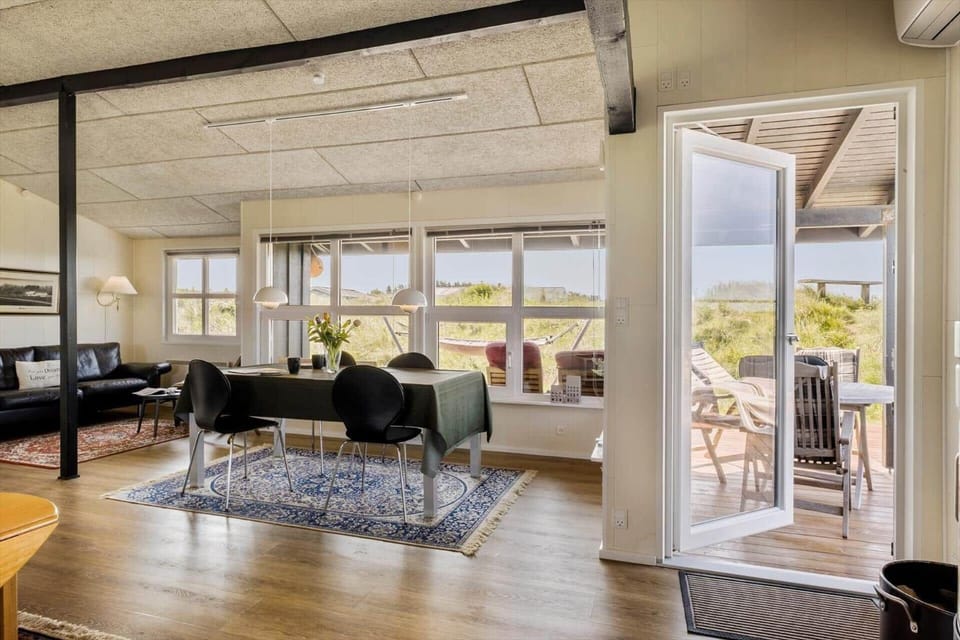 LN1458-Hjorring-Konkylievej-13 House in Hirtshals