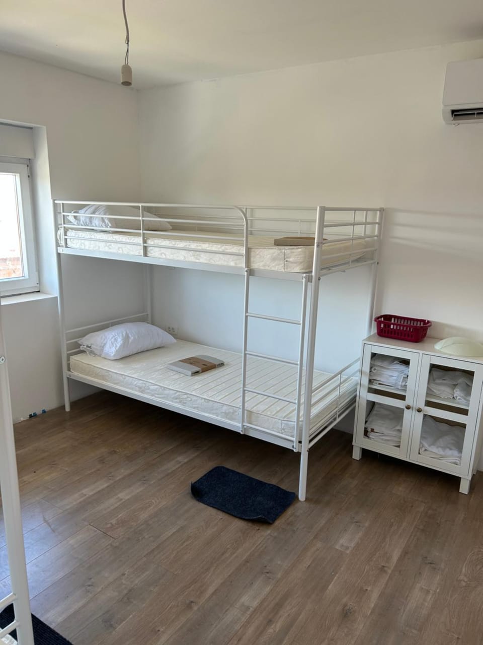 Group Stay Petrinja Apartment in Slovenia