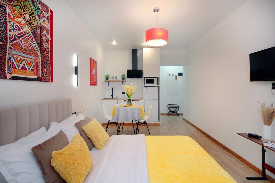Golden yurt 2, Arbat, location Metro Apartment in Almaty