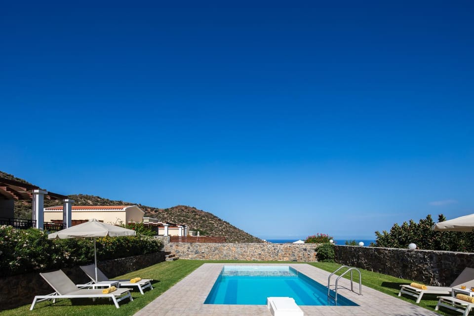 Sea view, Swimming pool