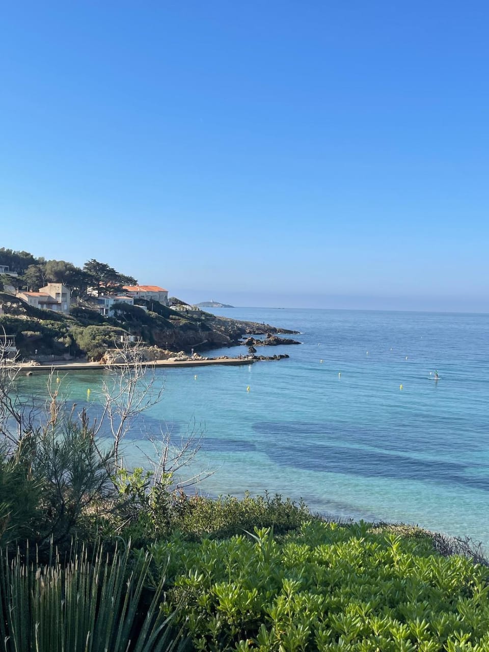 Évasion méditerranéenne bas de villa Cath, jardin privé, parking Apartment in Sanary-sur-Mer