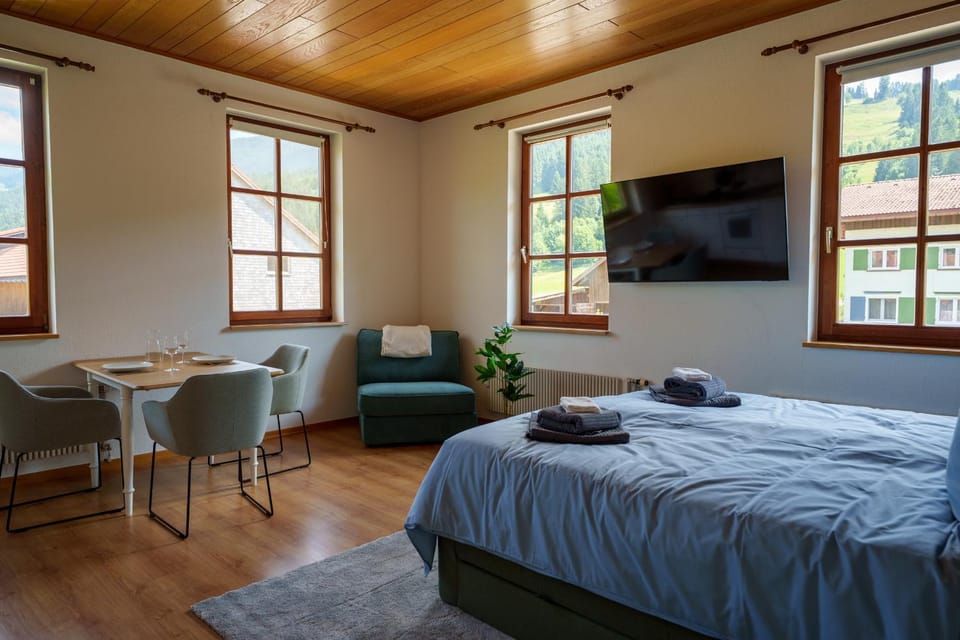 Living room, Bedroom