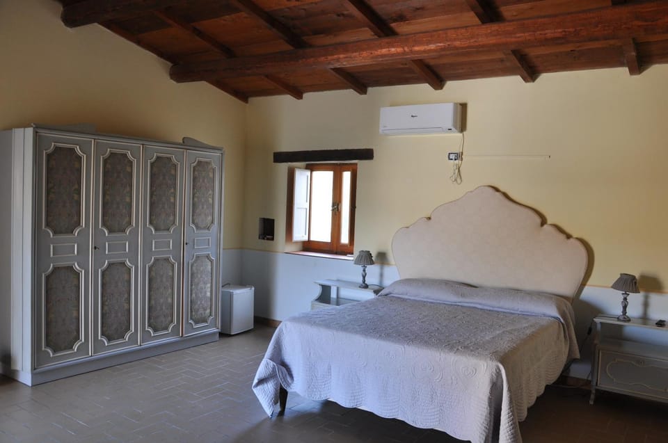 Le Macchie Farm Stay in Calabria
