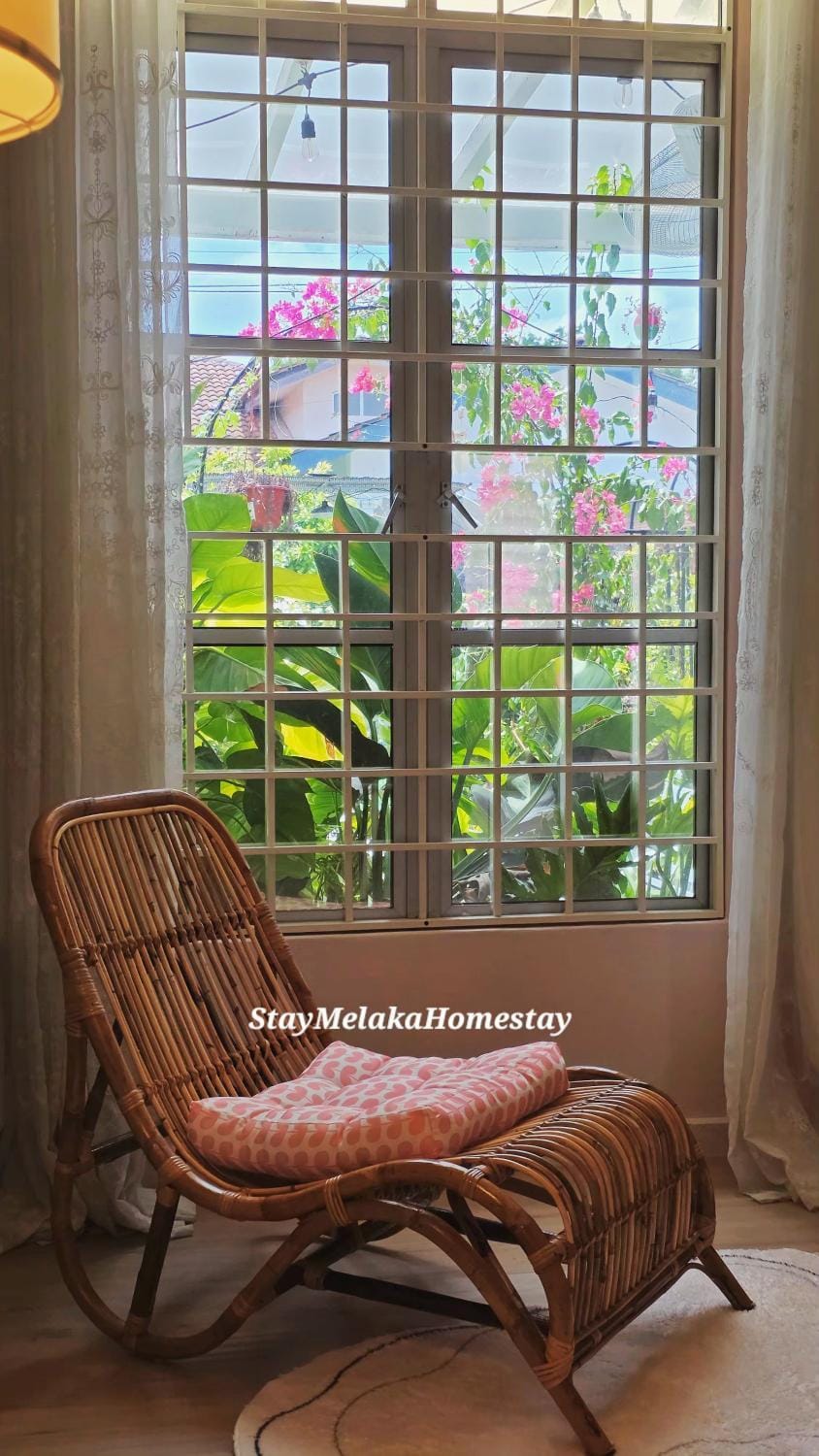 Seating area, Garden view