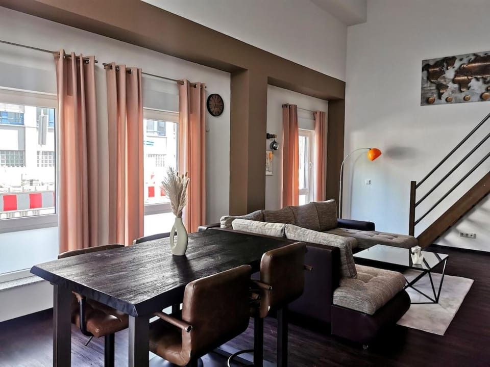 Living room, Seating area, Dining area