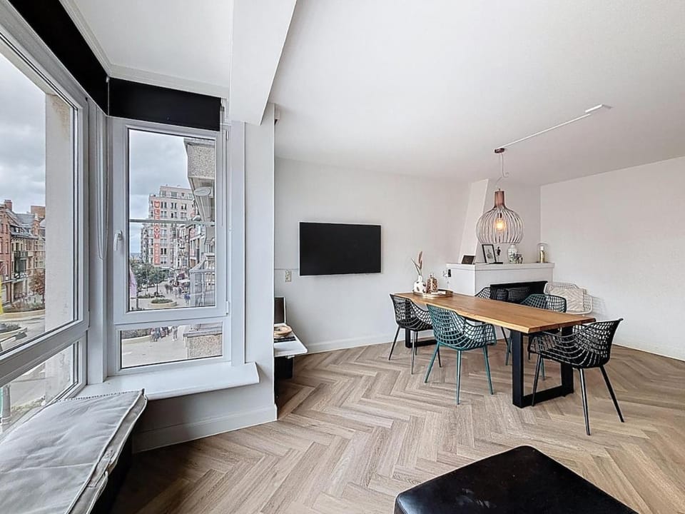 Apartment La Joliette - centre of De Panne with side sea view Apartment in De Panne