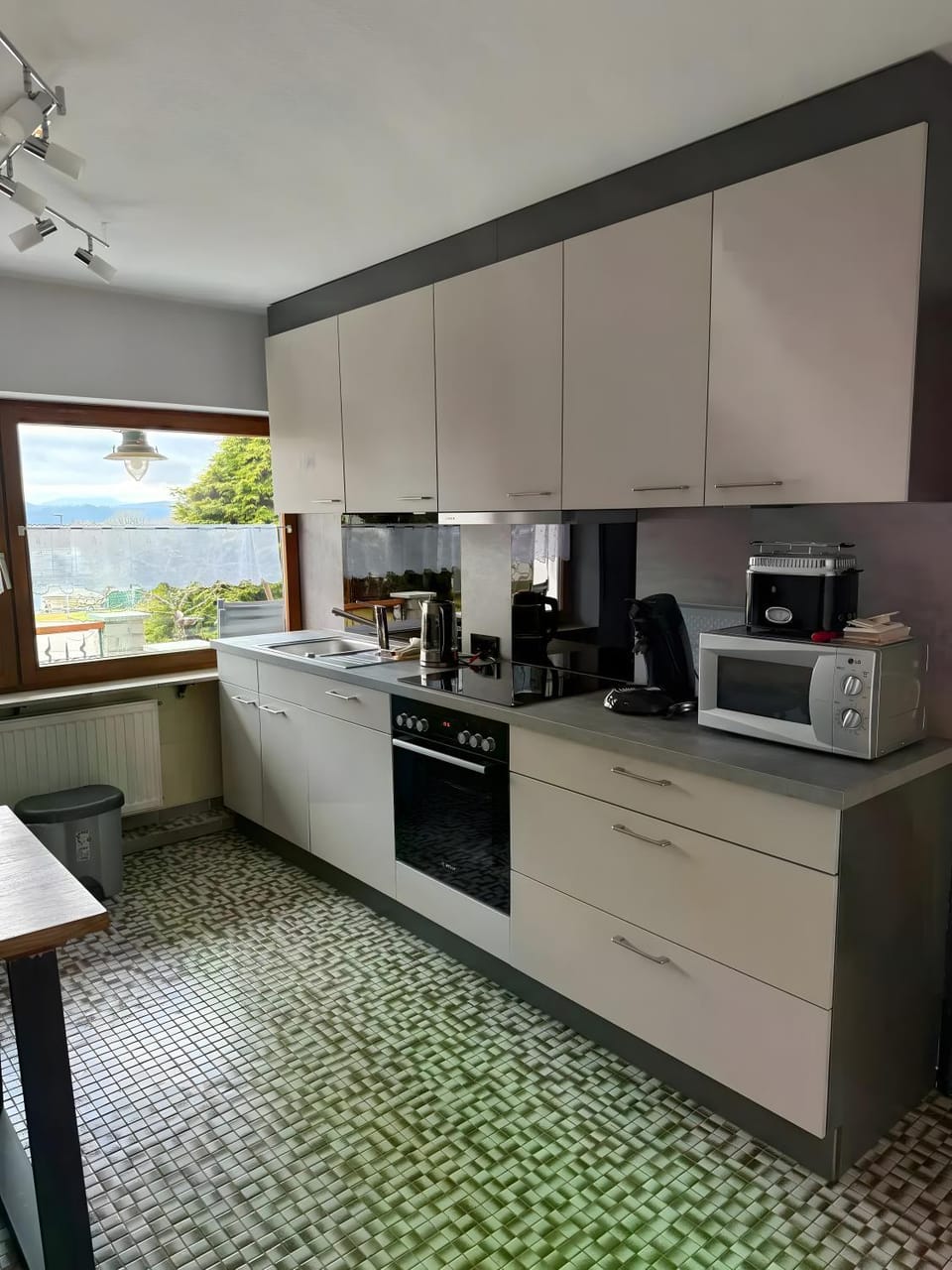 Kitchen or kitchenette, Living room