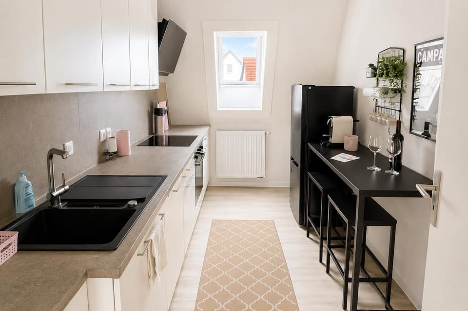 Dining area, dishwasher, minibar, kitchen
