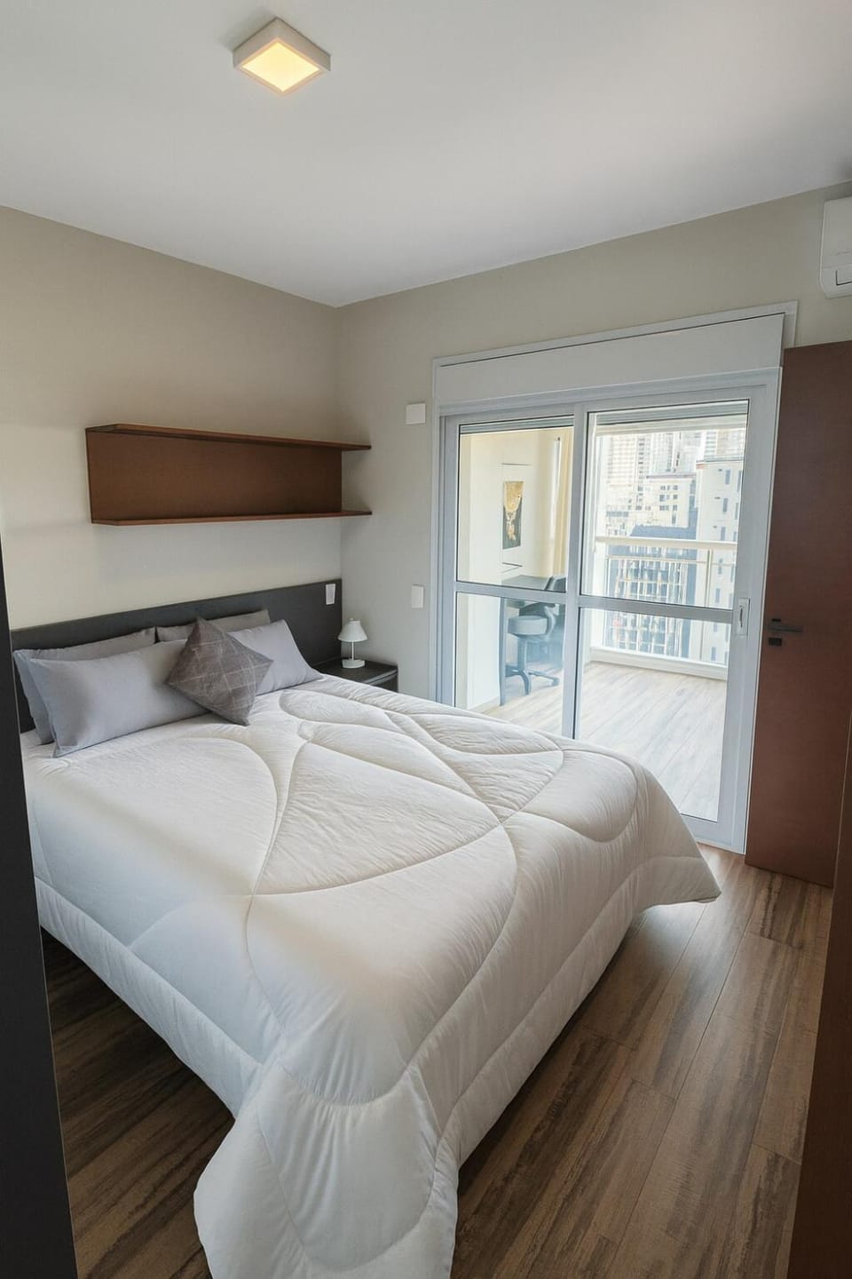Apartamento ao lado do Shopping Jk Iguatemi Apartment in Sao Paulo City