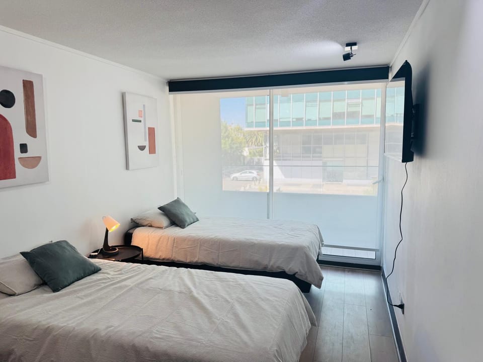 Clínica las Condes - Estoril Apartment in Las Condes